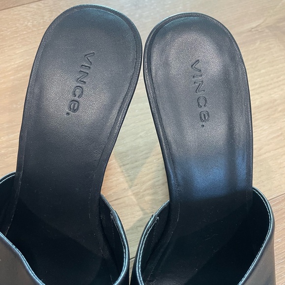 Vince Women’s Heels - Picture 3 of 4